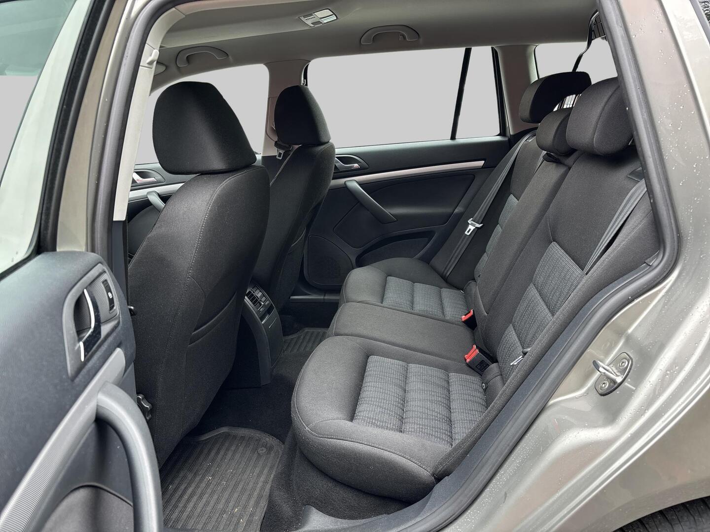SKODA Octavia 2013