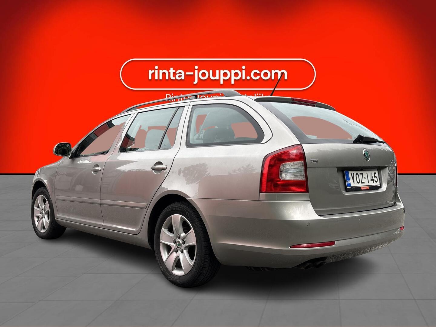 SKODA Octavia 2013
