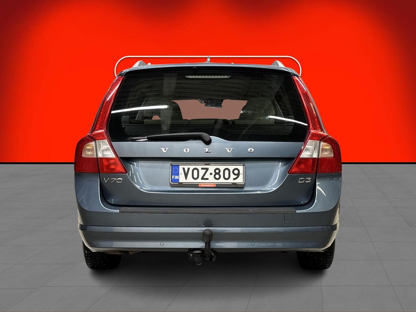 VOLVO V70 2013