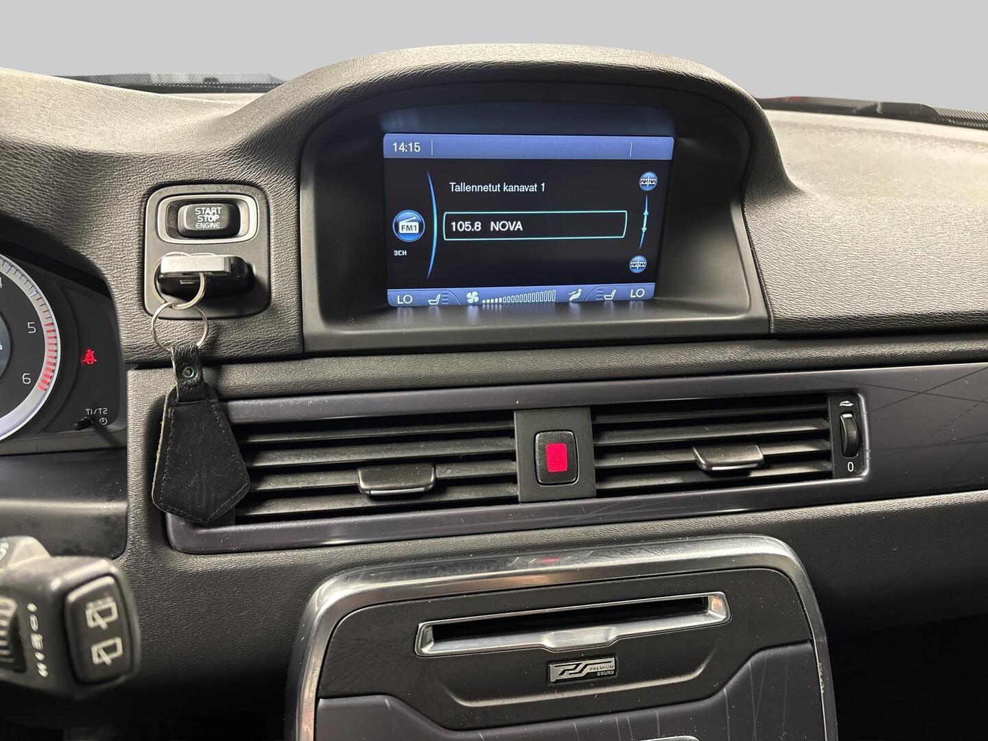 VOLVO V70 2012