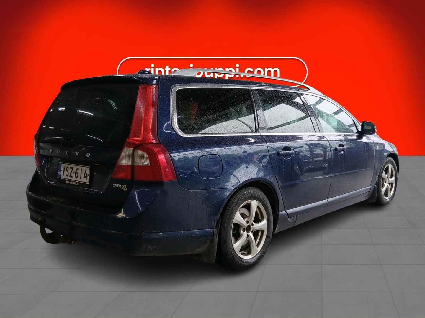 VOLVO V70 2012