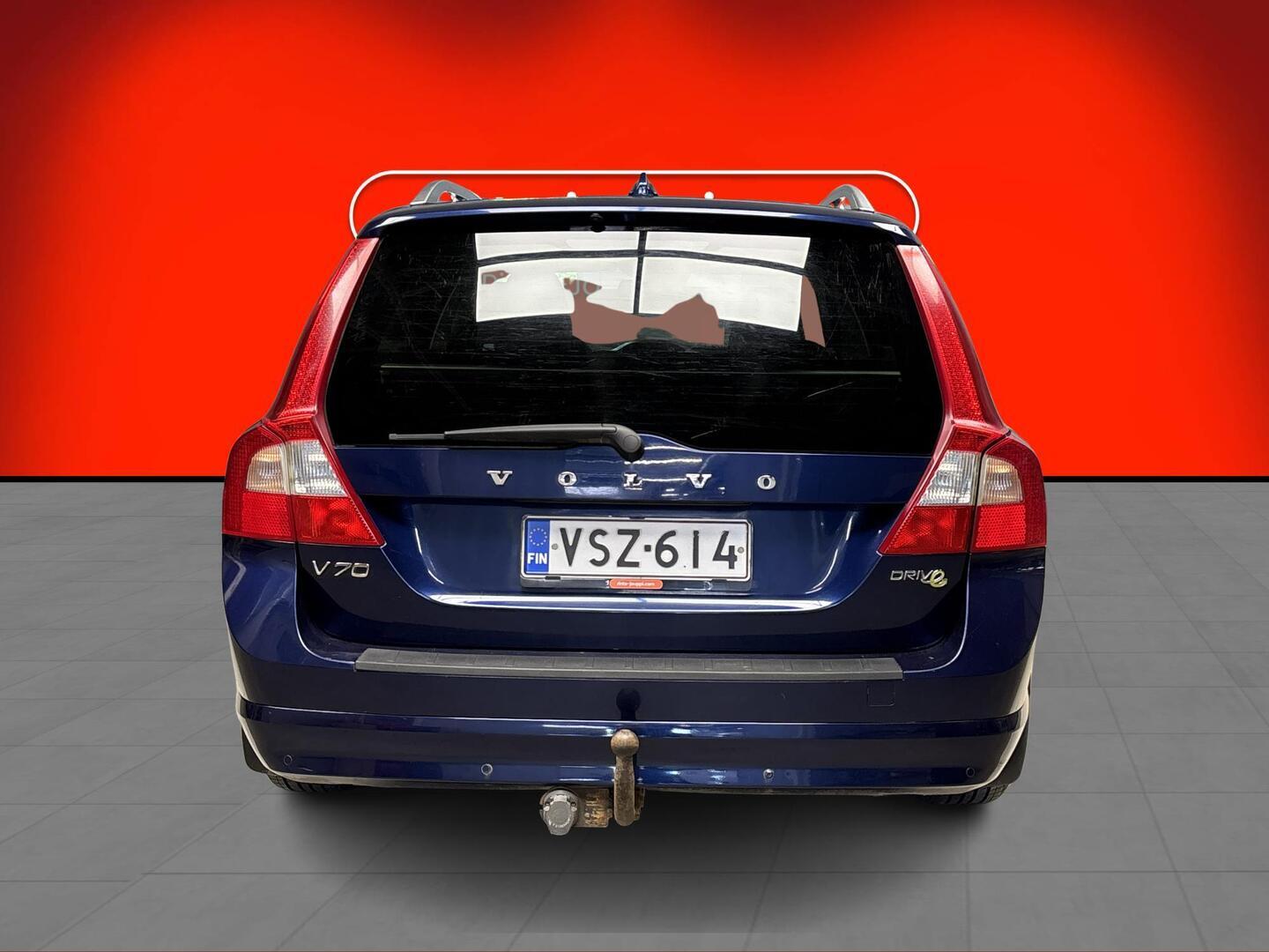 VOLVO V70 2012