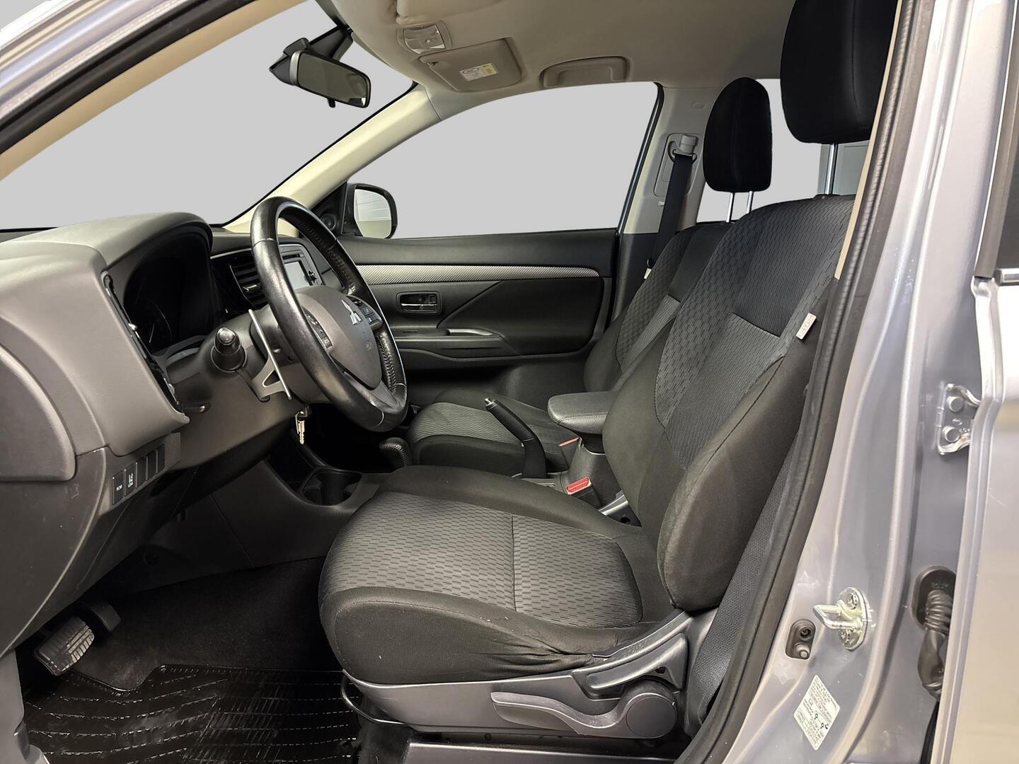 MITSUBISHI Outlander 2013
