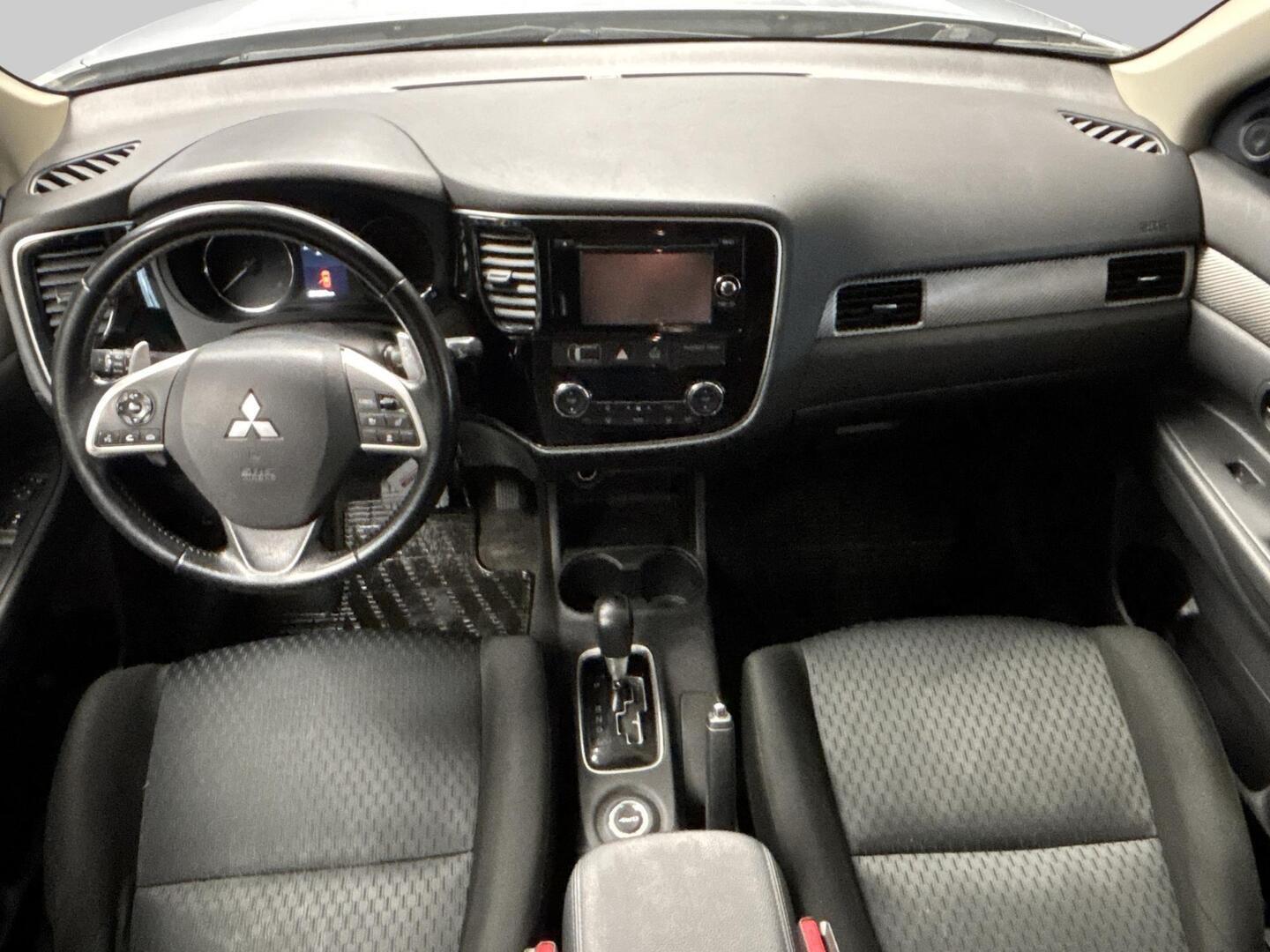 MITSUBISHI Outlander 2013