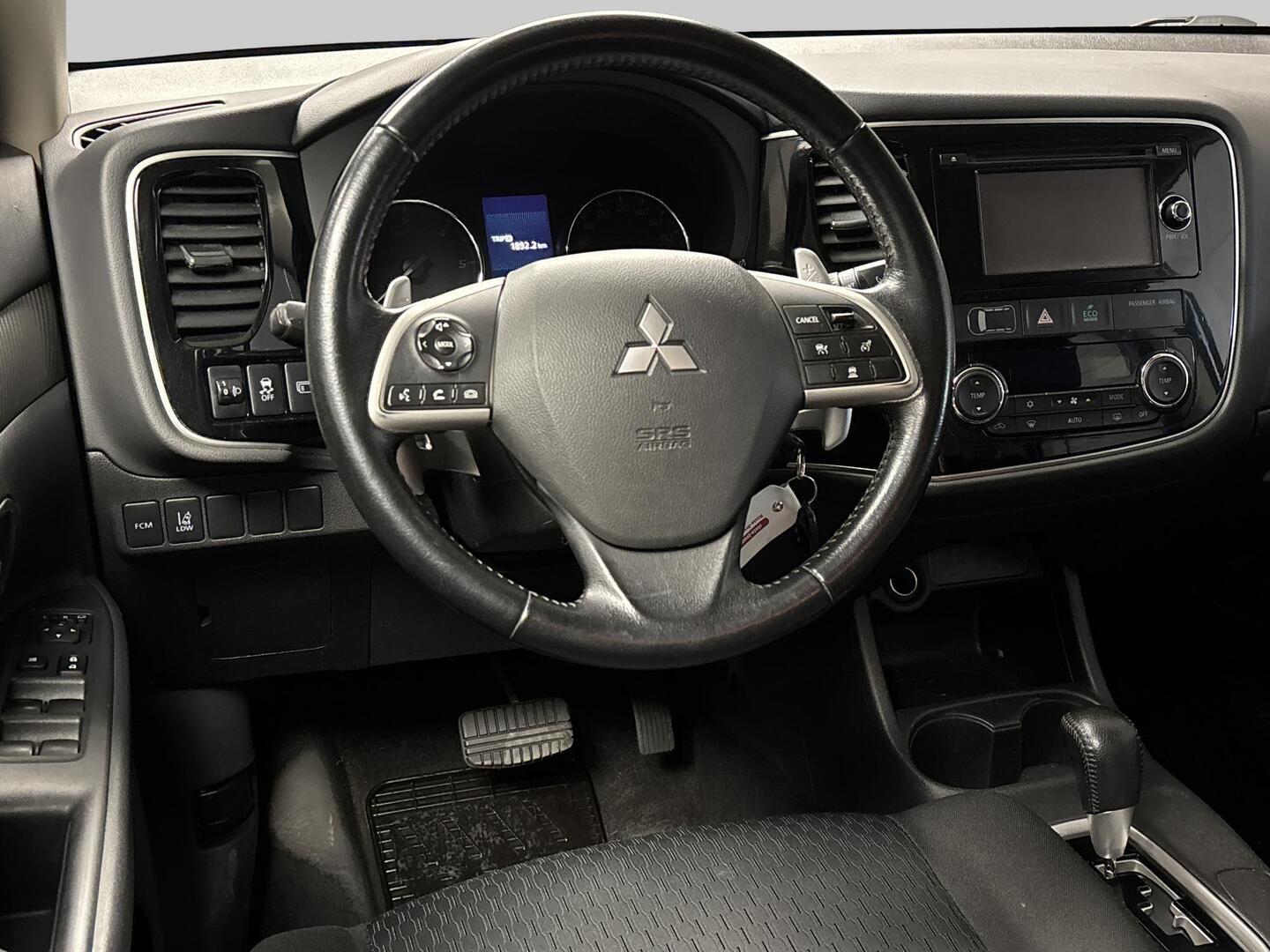 MITSUBISHI Outlander 2013