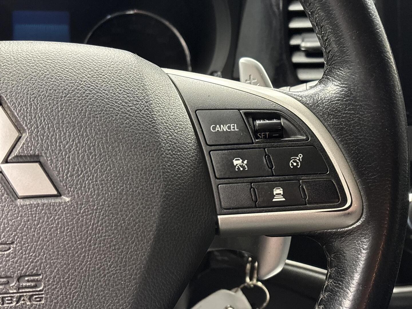 MITSUBISHI Outlander 2013