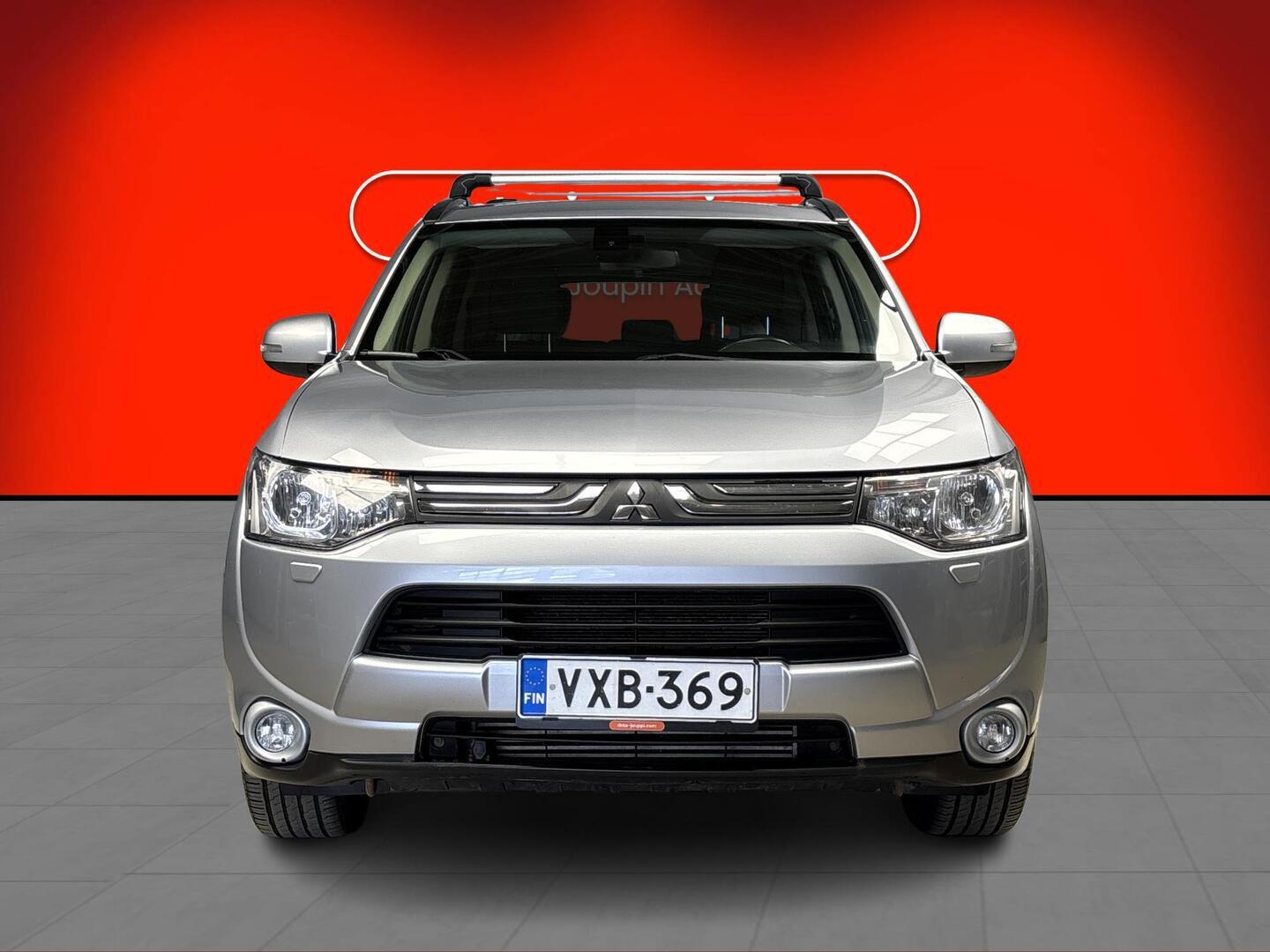 MITSUBISHI Outlander 2013