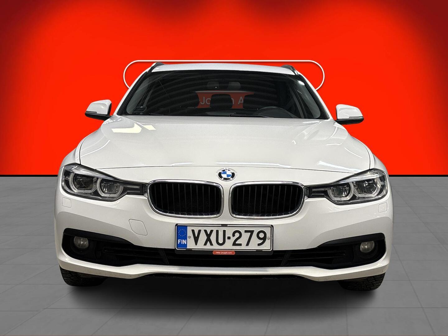 BMW 320 2016