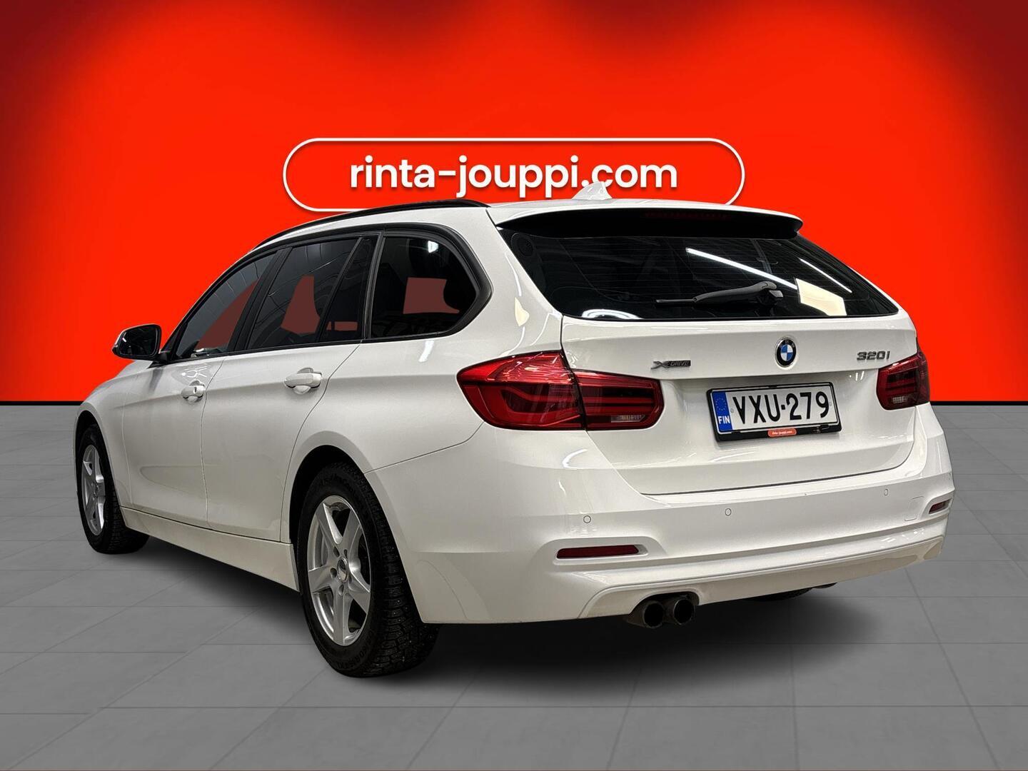 BMW 320 2016
