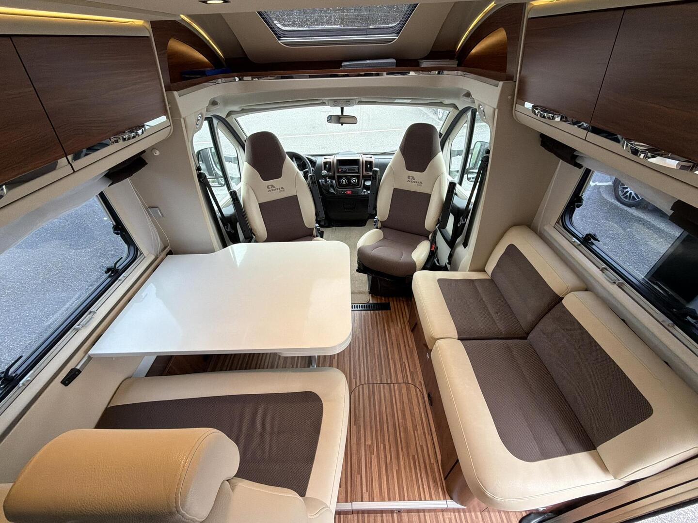 ADRIA MATRIX 650 SF 2015