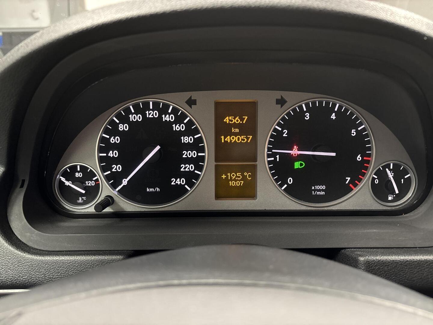 MERCEDES-BENZ B 2010