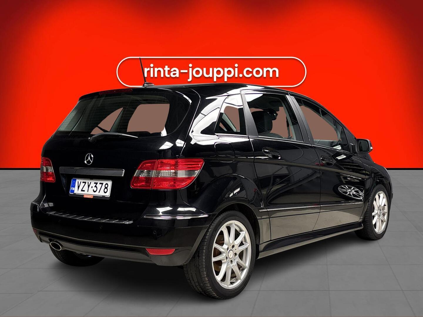 MERCEDES-BENZ B 2010