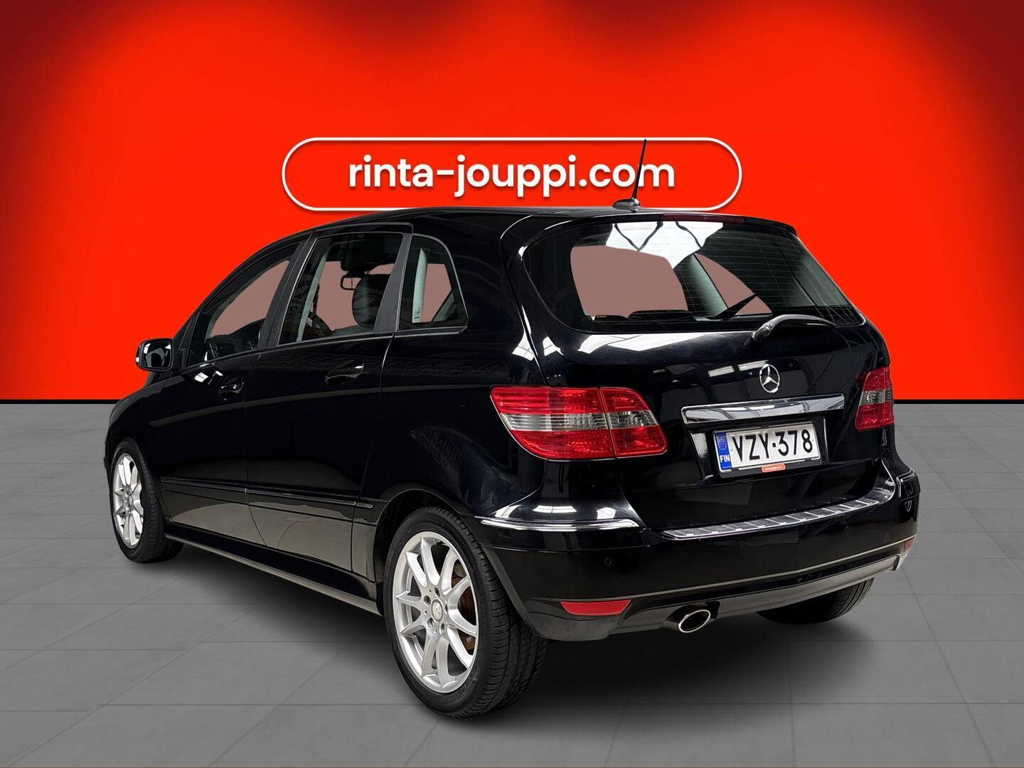 MERCEDES-BENZ B 2010