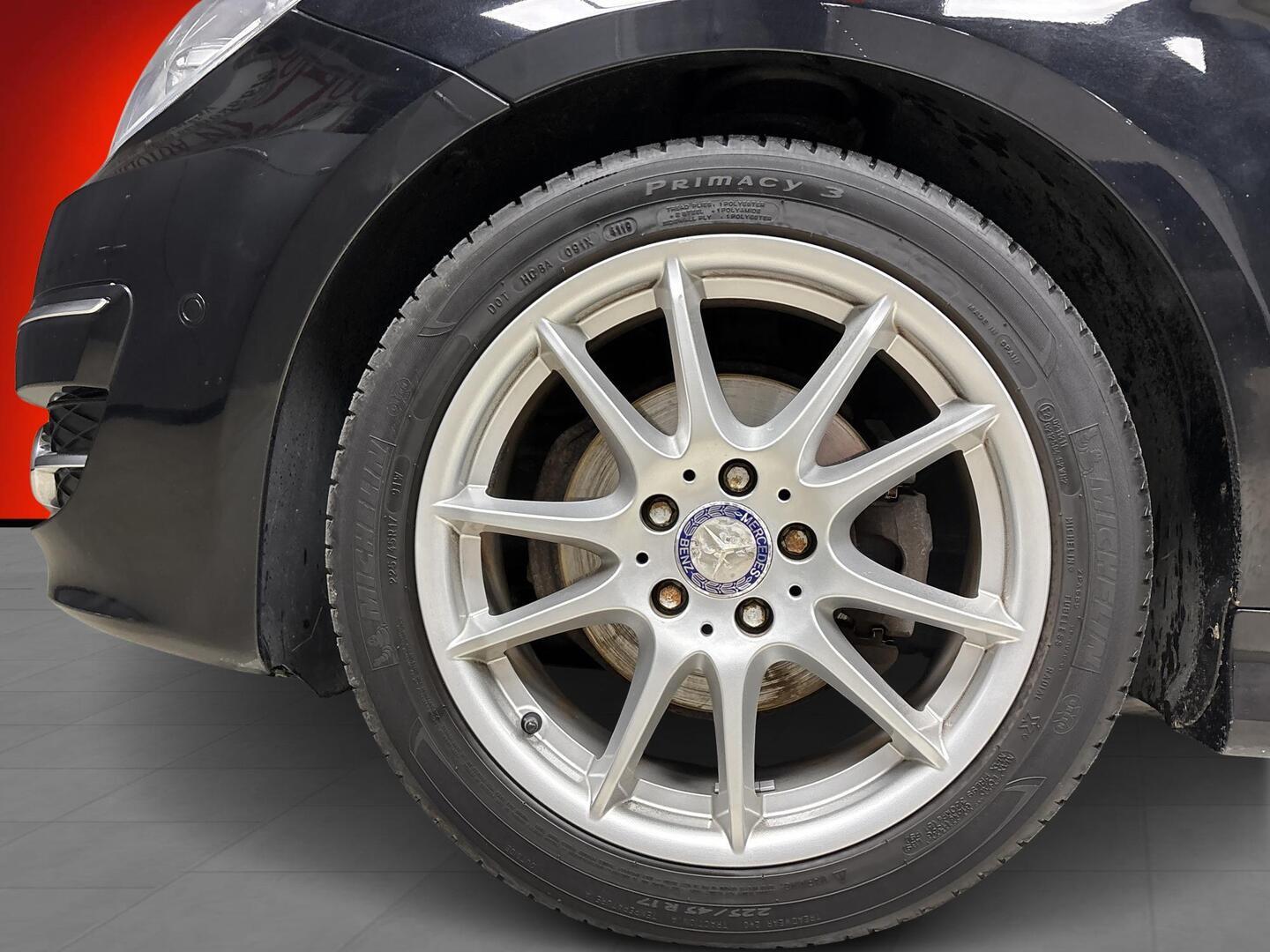 MERCEDES-BENZ B 2010