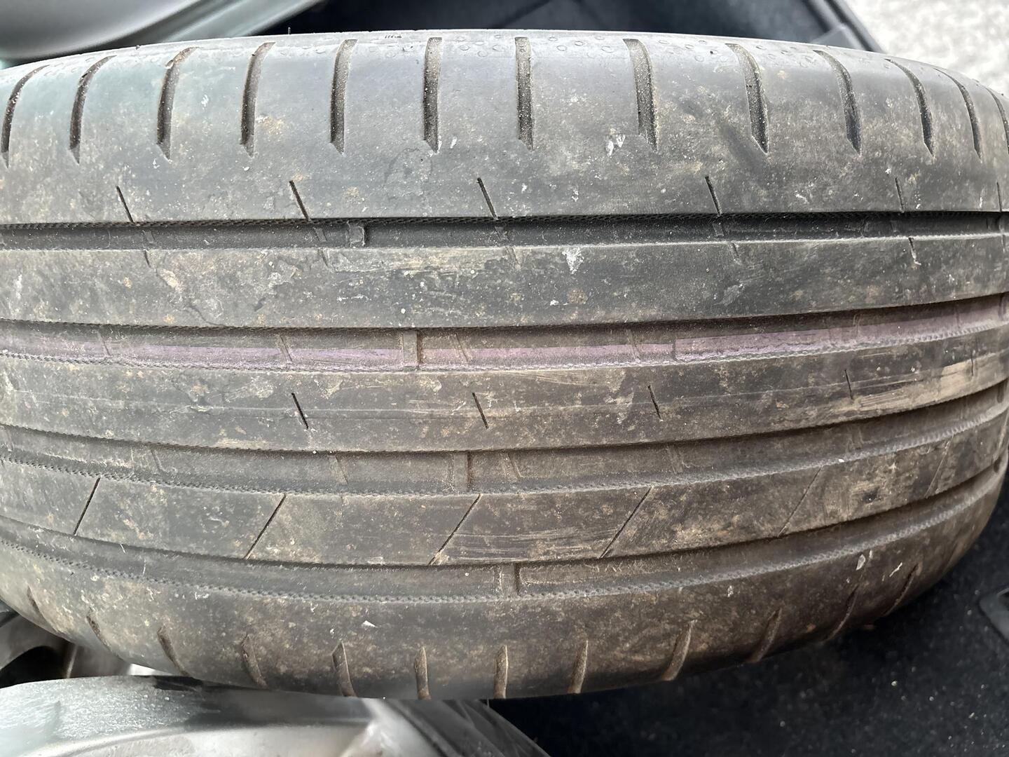 MERCEDES-BENZ C 2004