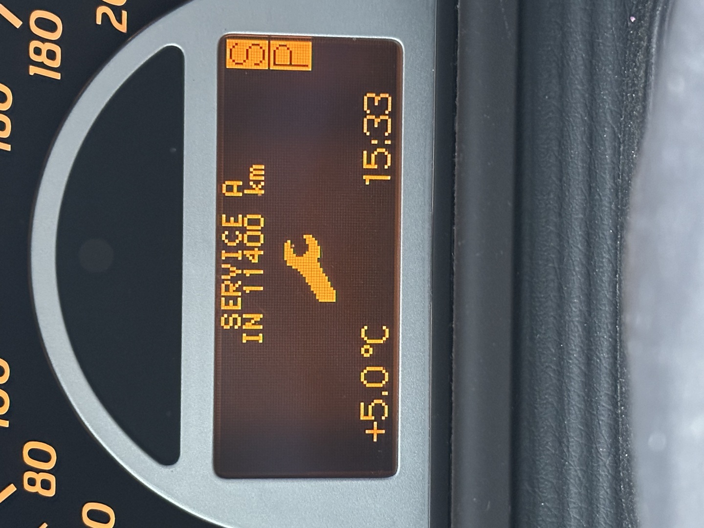 MERCEDES-BENZ C 2004