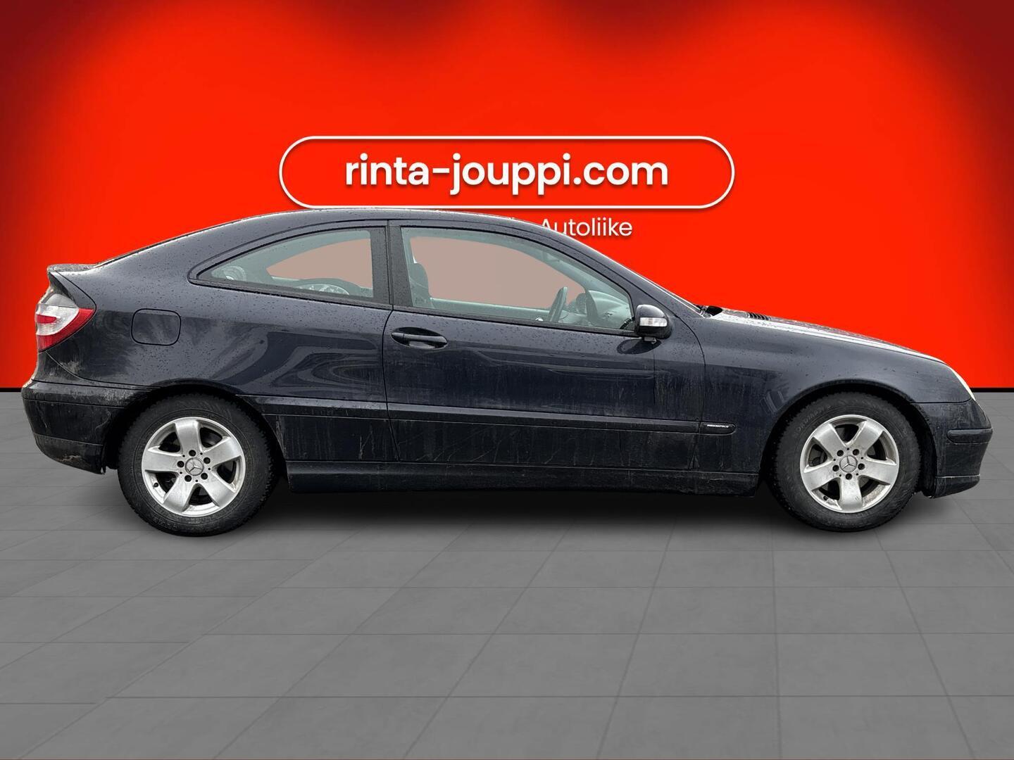 MERCEDES-BENZ C 2004