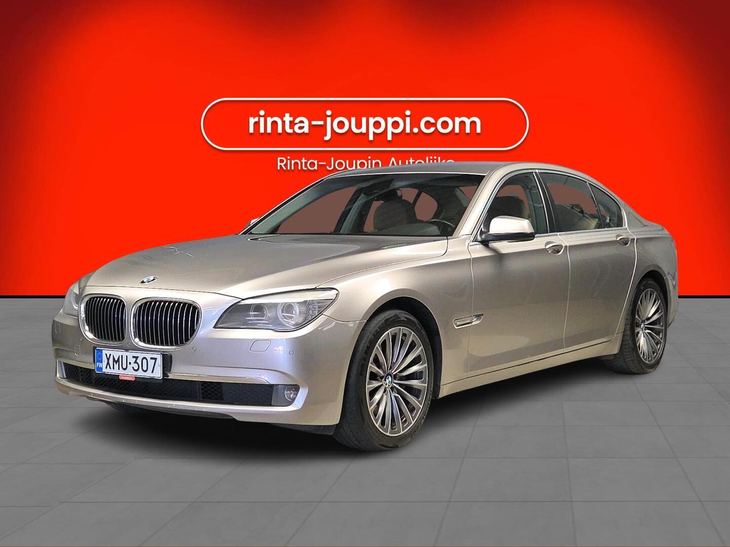 BMW 740 2011