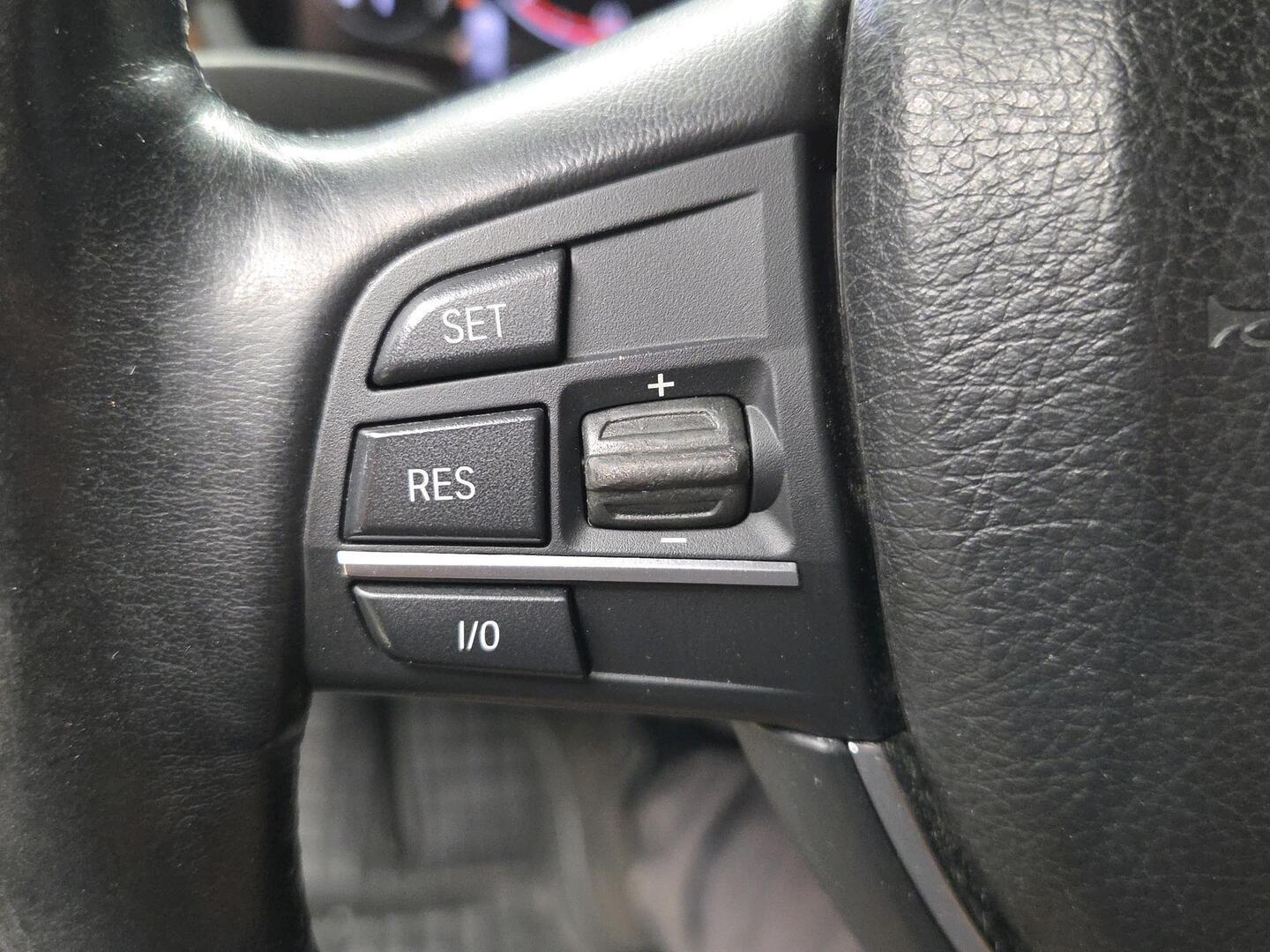 BMW 740 2011