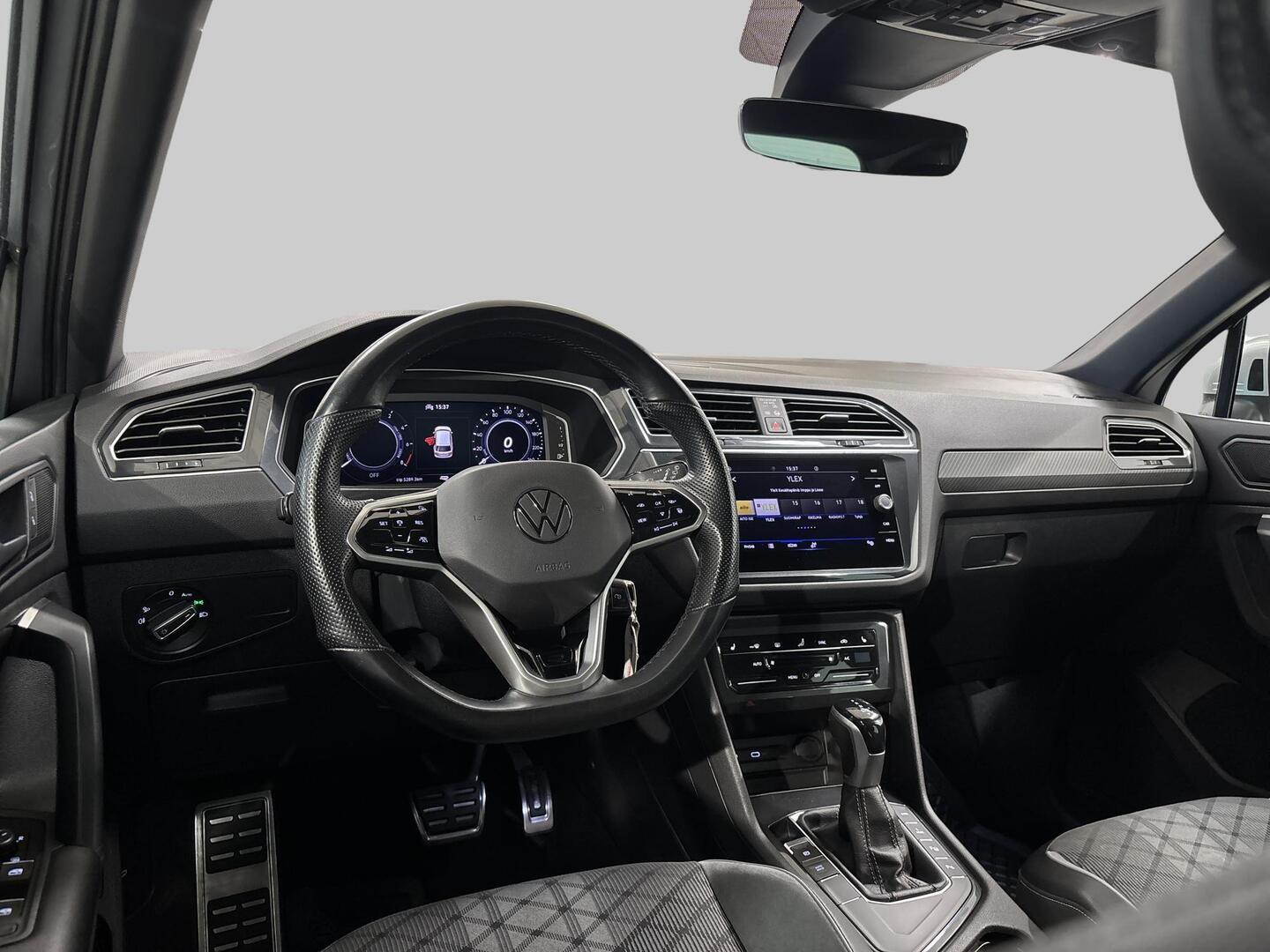 VOLKSWAGEN Tiguan 2021
