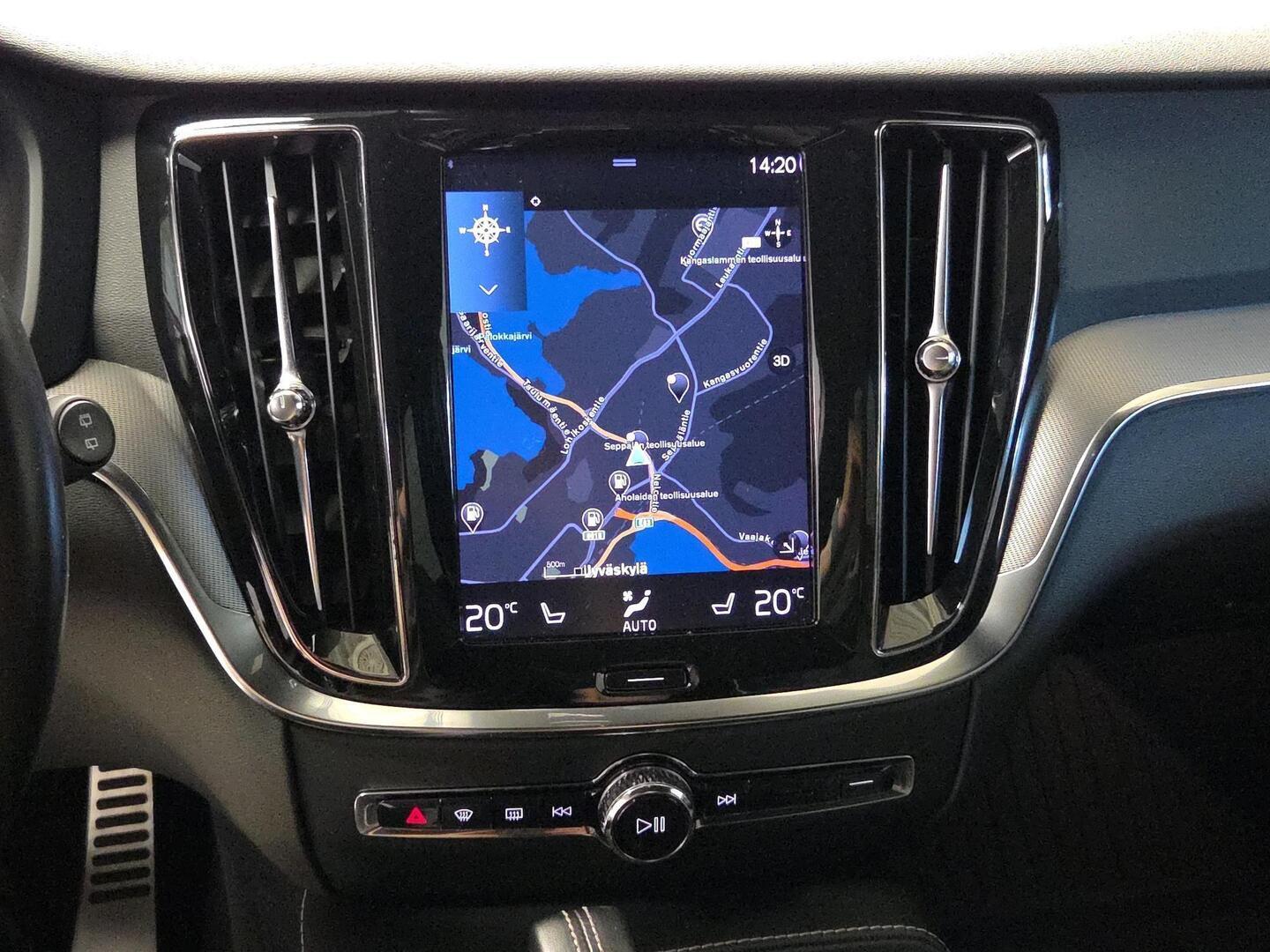 VOLVO V60 2021