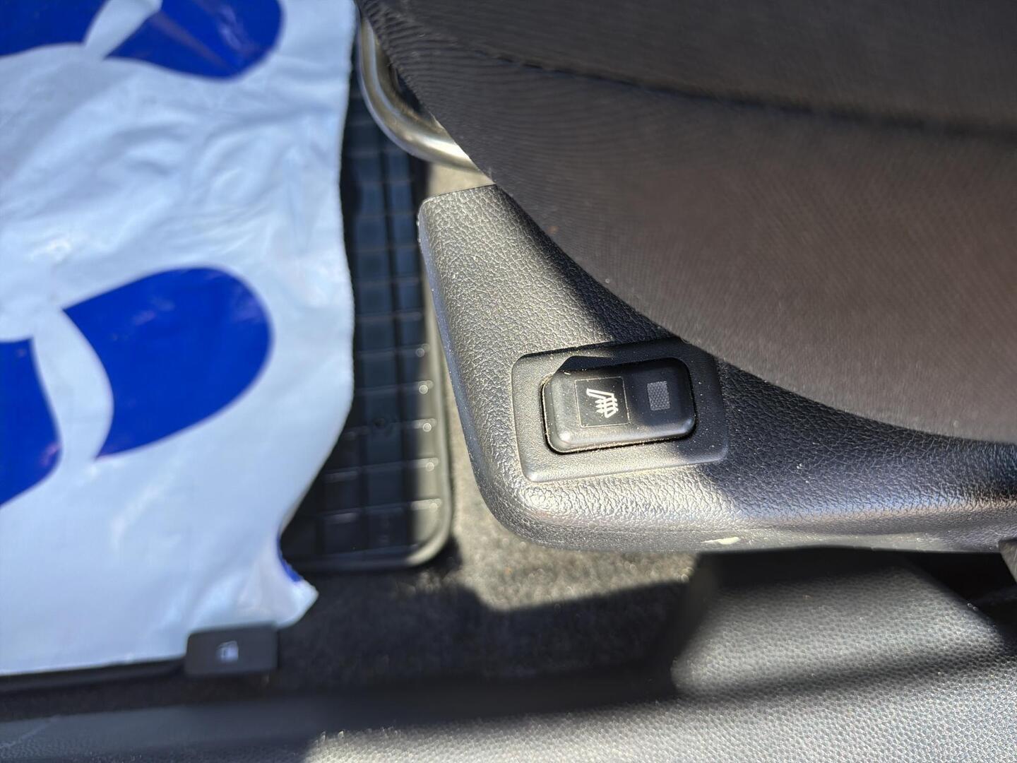 MAZDA 2 2009