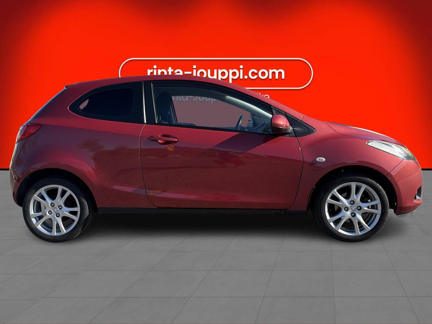 MAZDA 2 2009