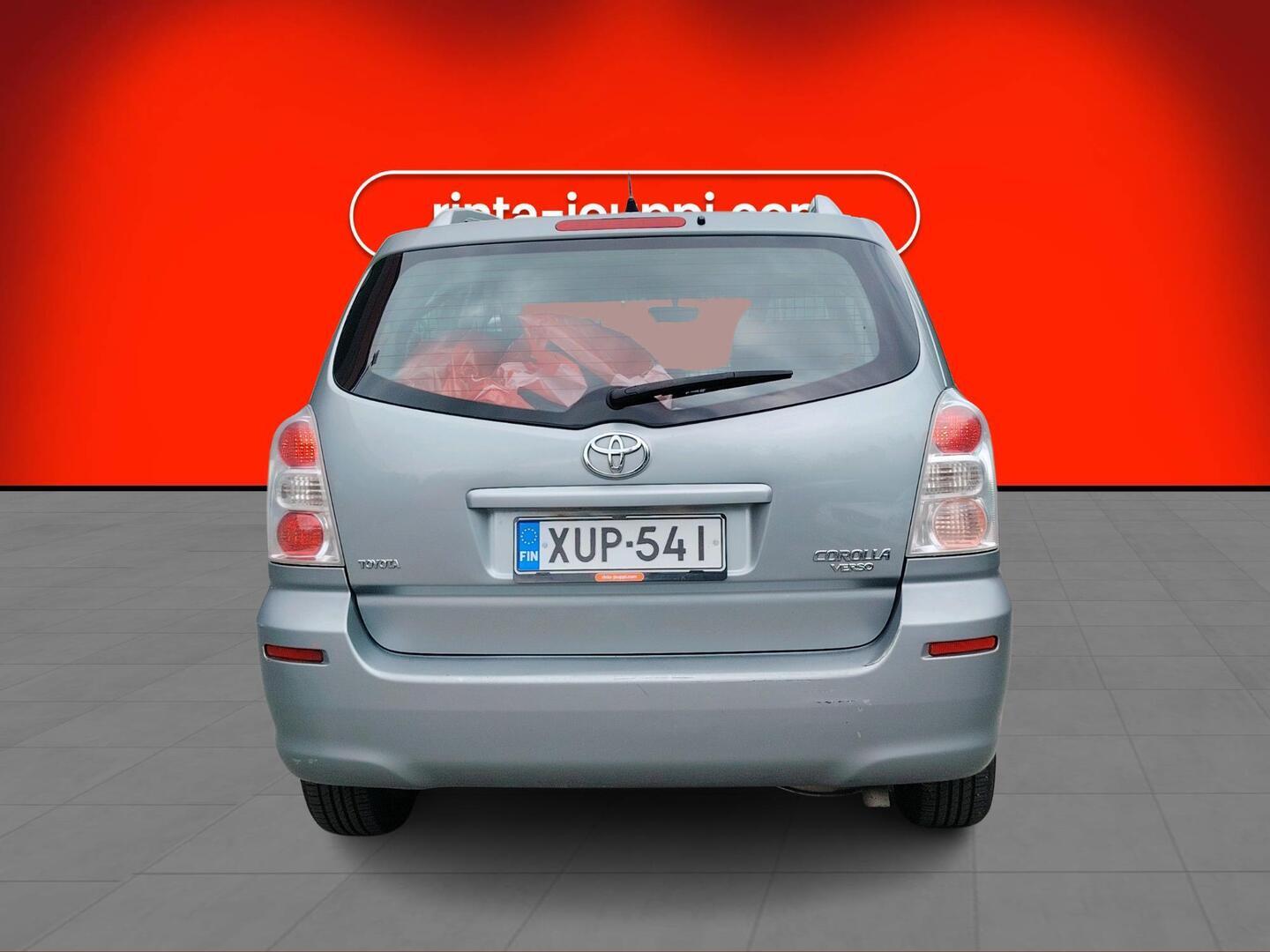 TOYOTA Corolla Verso 2009