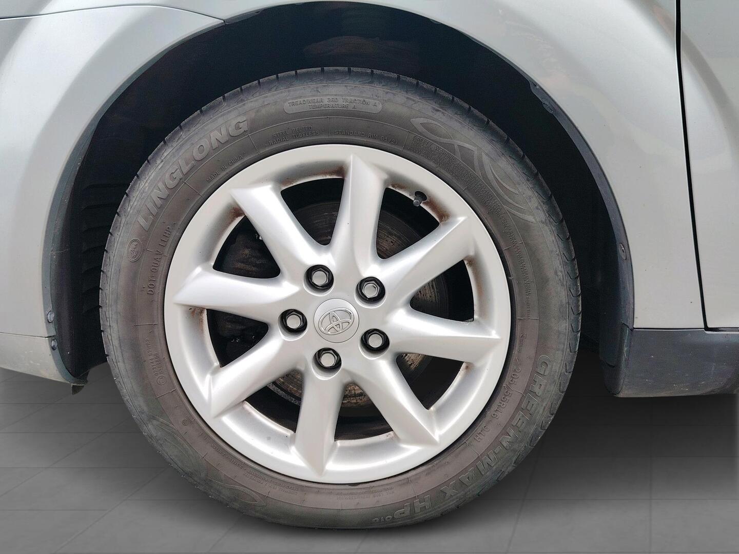 TOYOTA Corolla Verso 2009