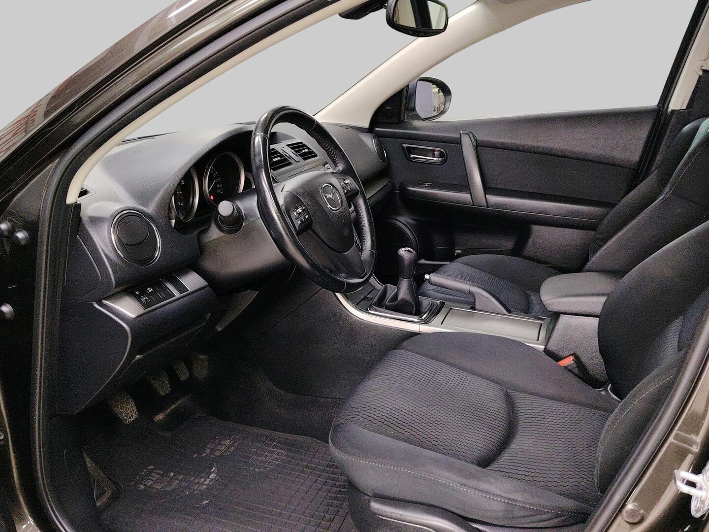 MAZDA 6 2010