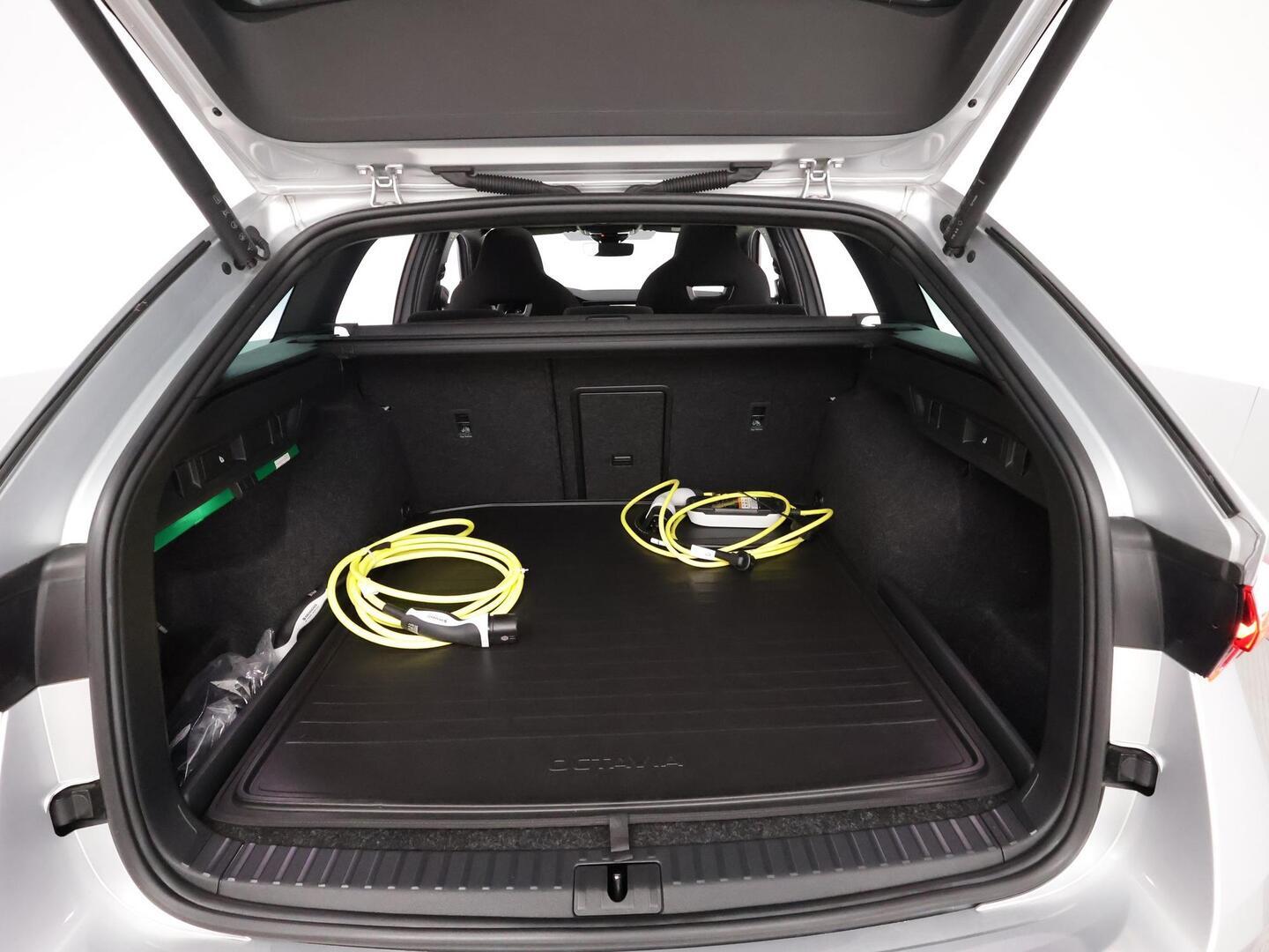 SKODA OCTAVIA 2022