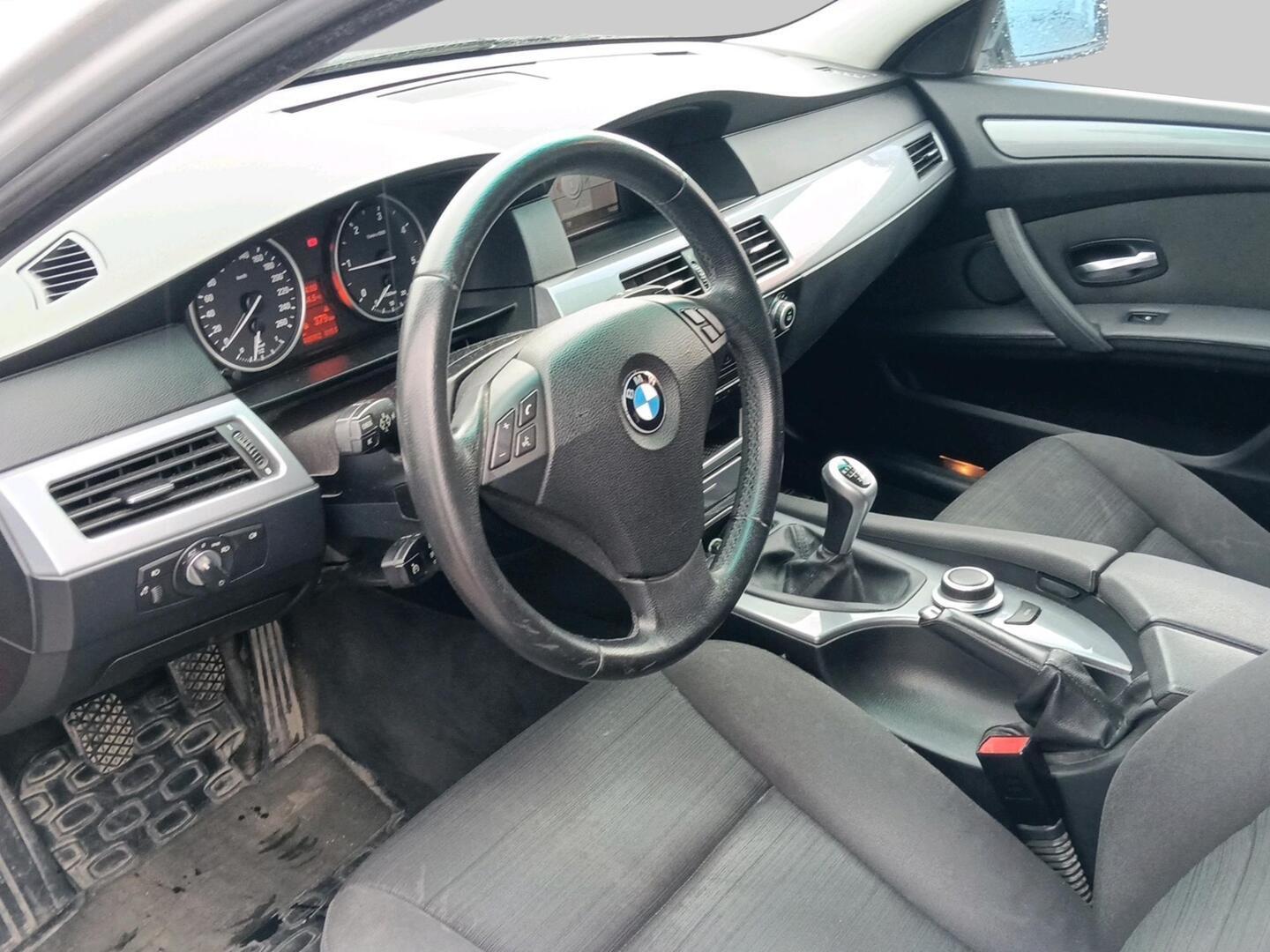 BMW 520 2008