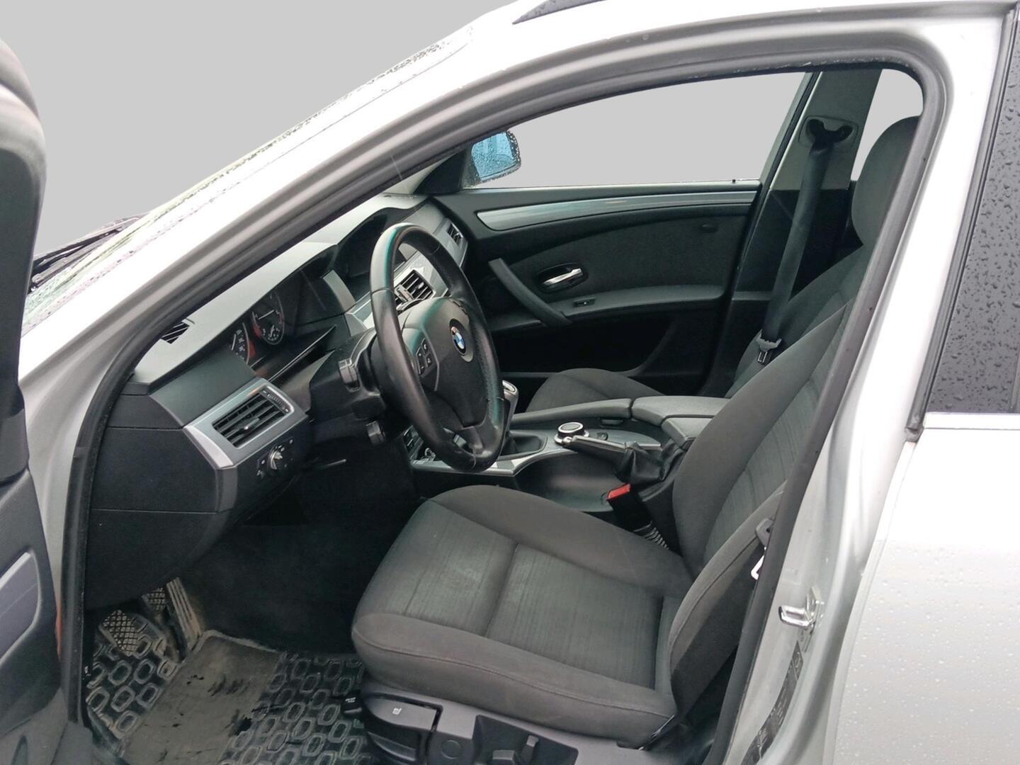 BMW 520 2008