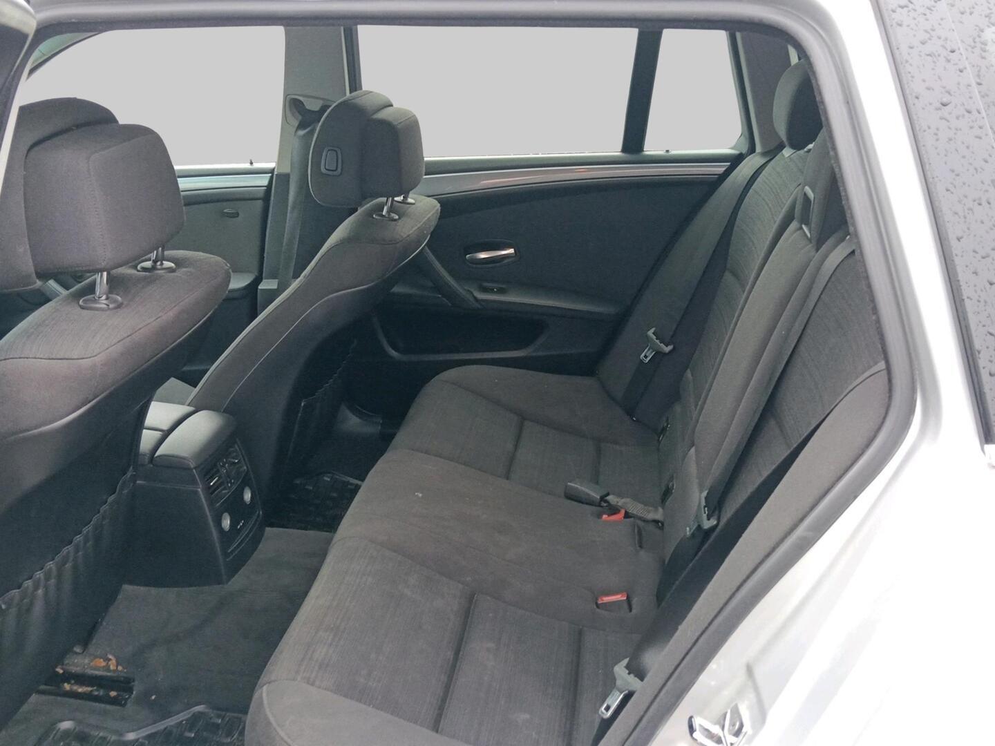BMW 520 2008