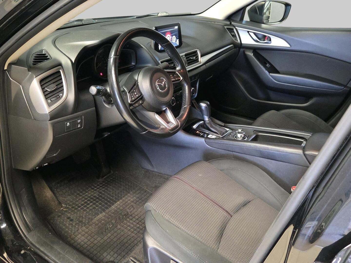 MAZDA 3 2017
