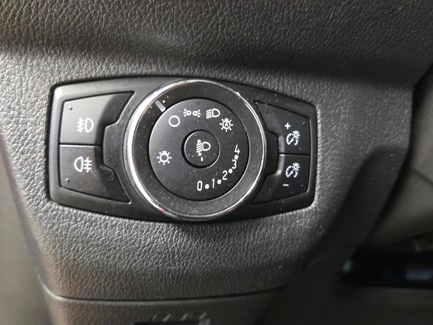 FORD Transit Courier 2020
