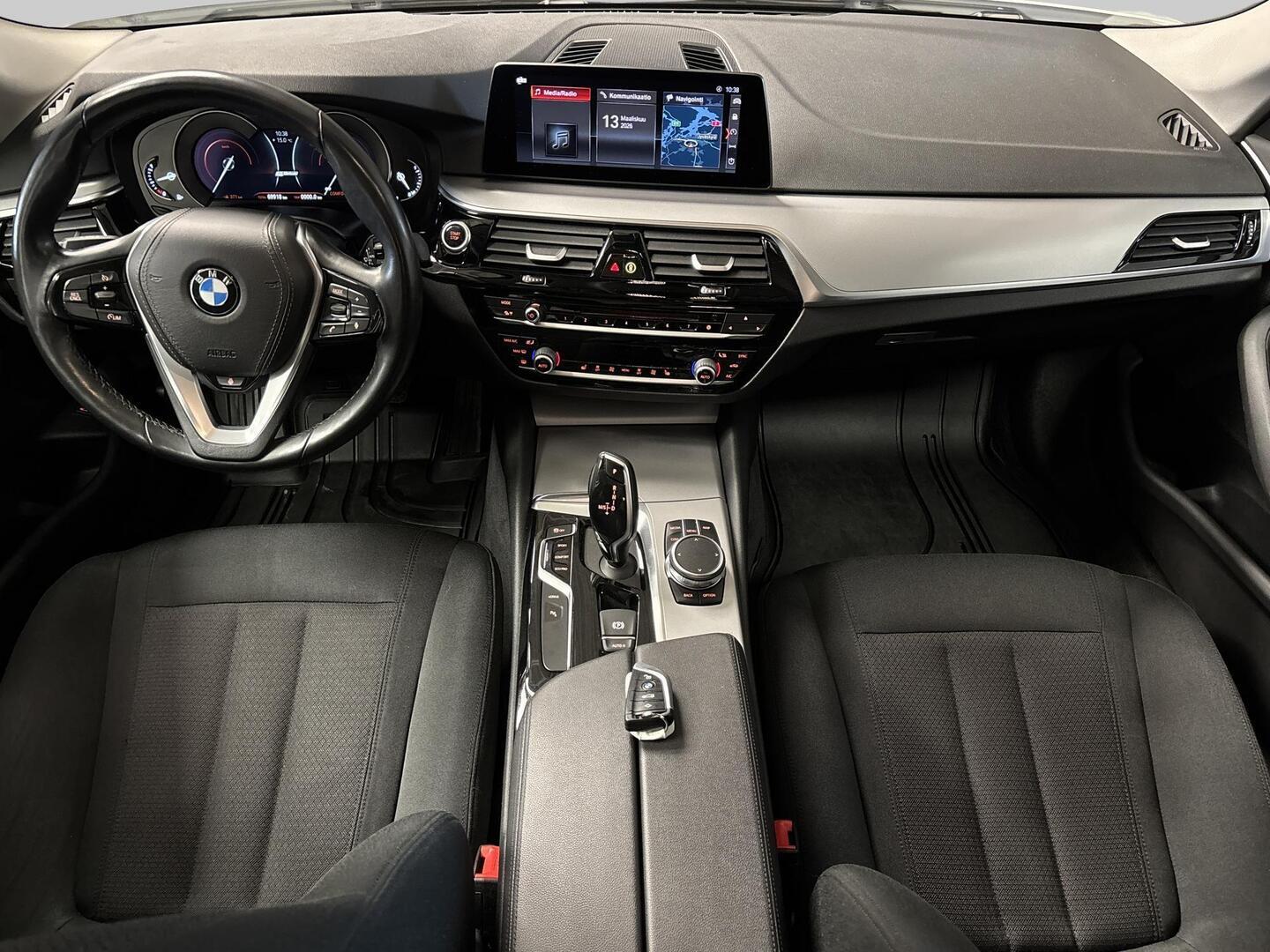 BMW 530 2019