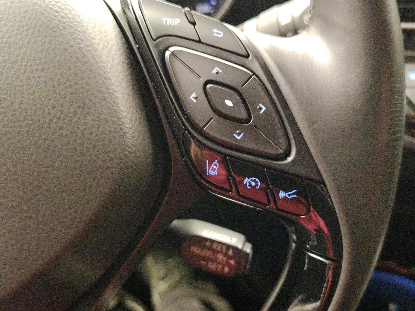 TOYOTA C-HR 2019