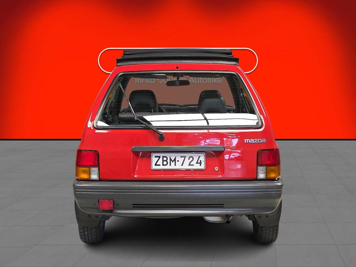 MAZDA 121 1988