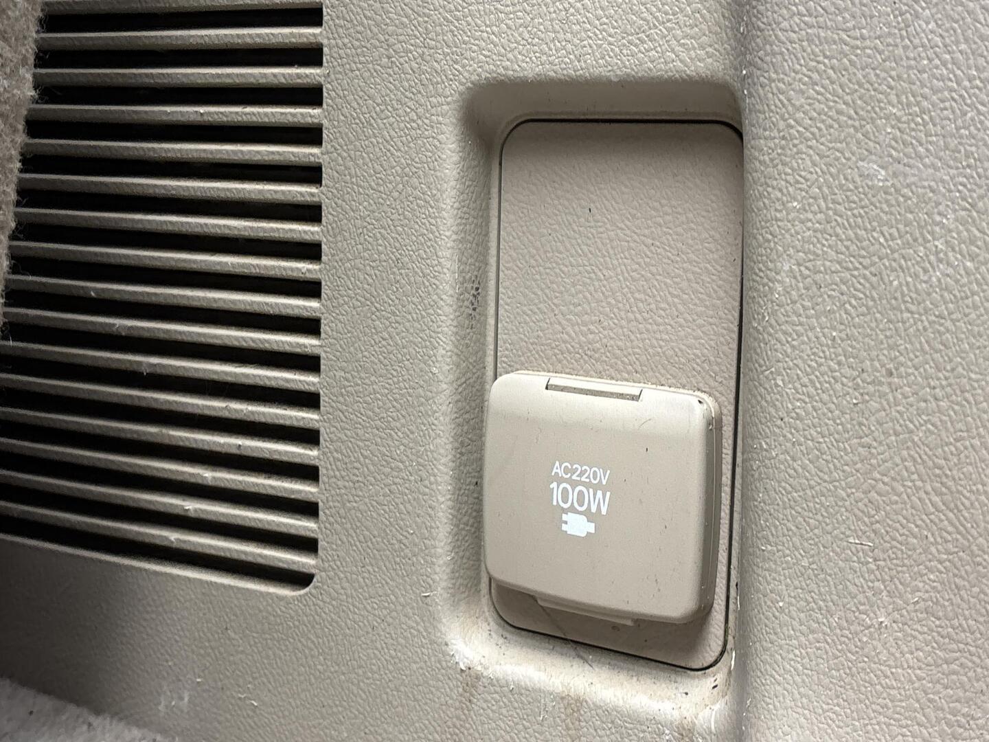 TOYOTA Land Cruiser 2010