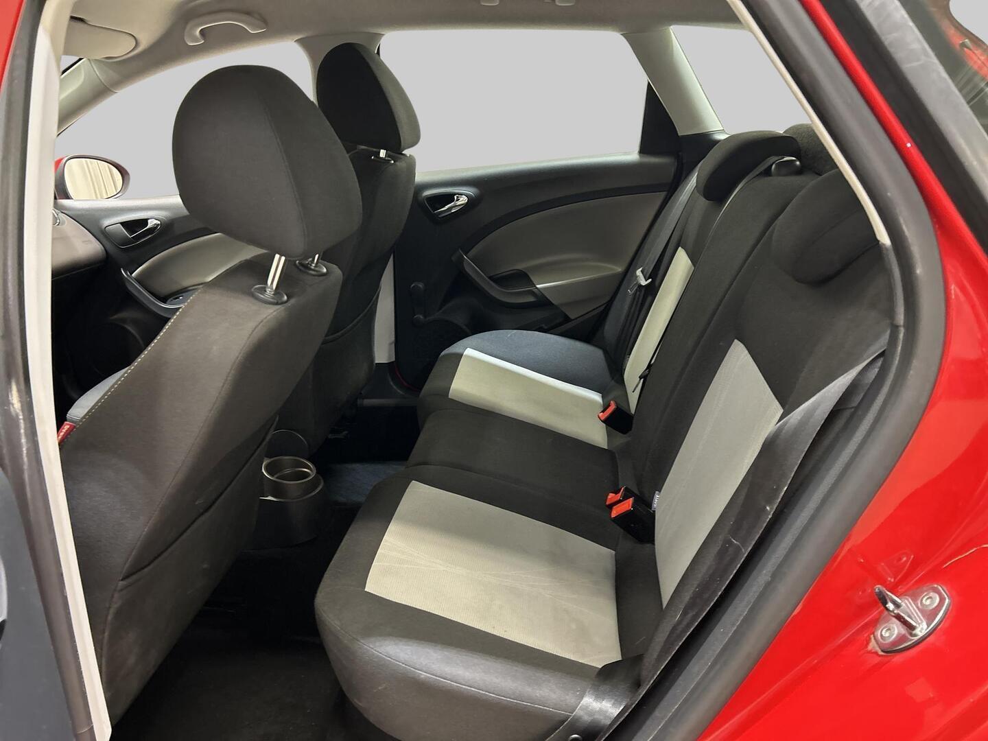 SEAT Ibiza ST 2013