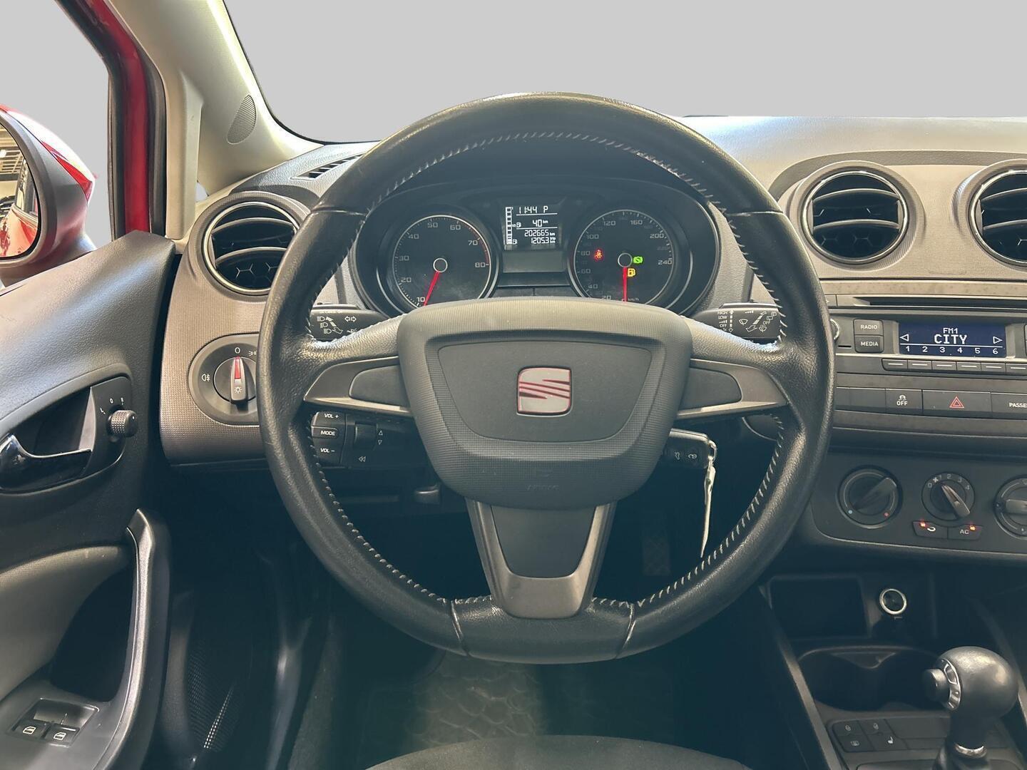 SEAT Ibiza ST 2013