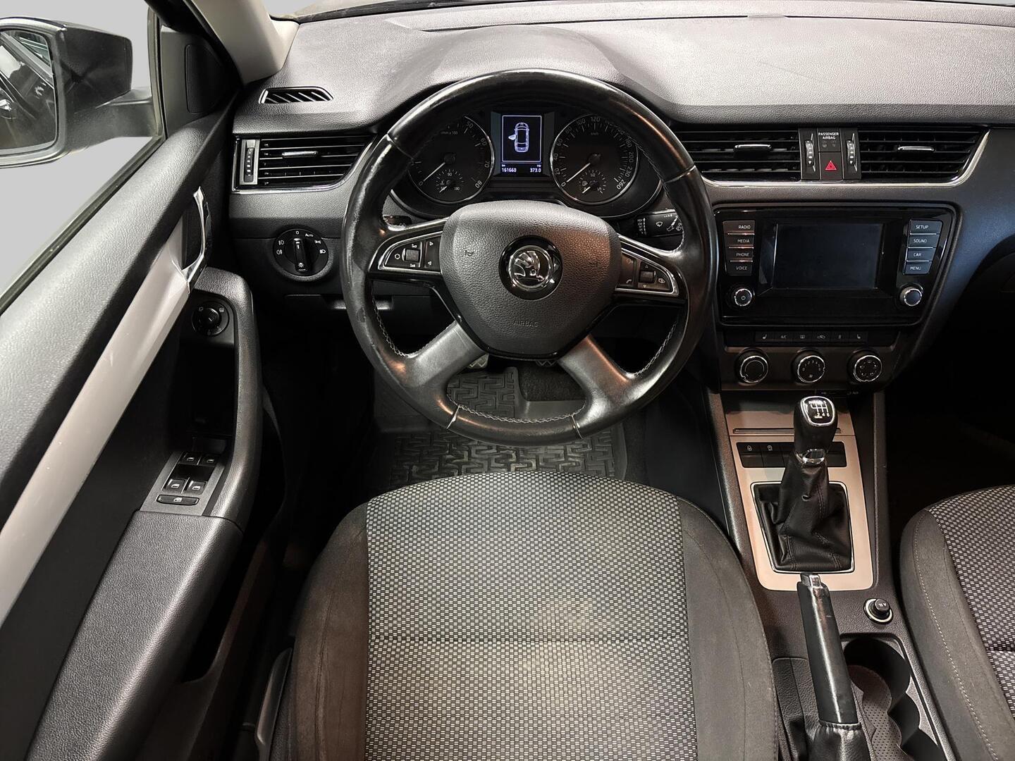 SKODA Octavia 2015