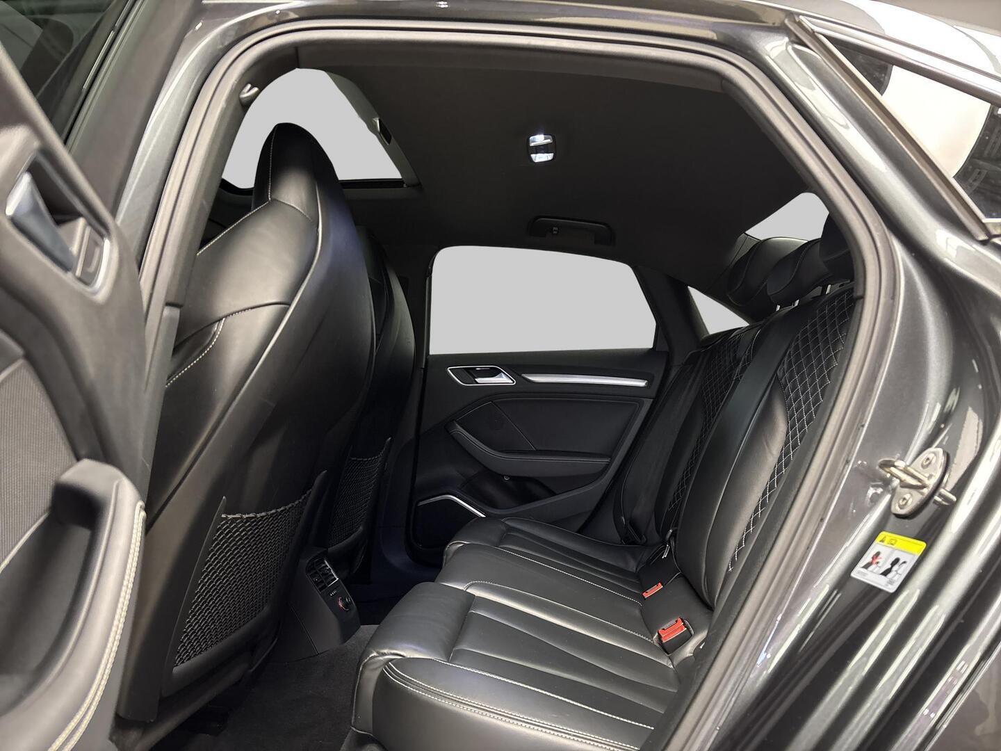 AUDI S3 2015