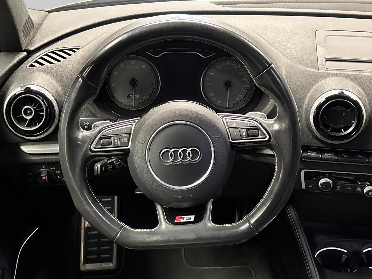 AUDI S3 2015