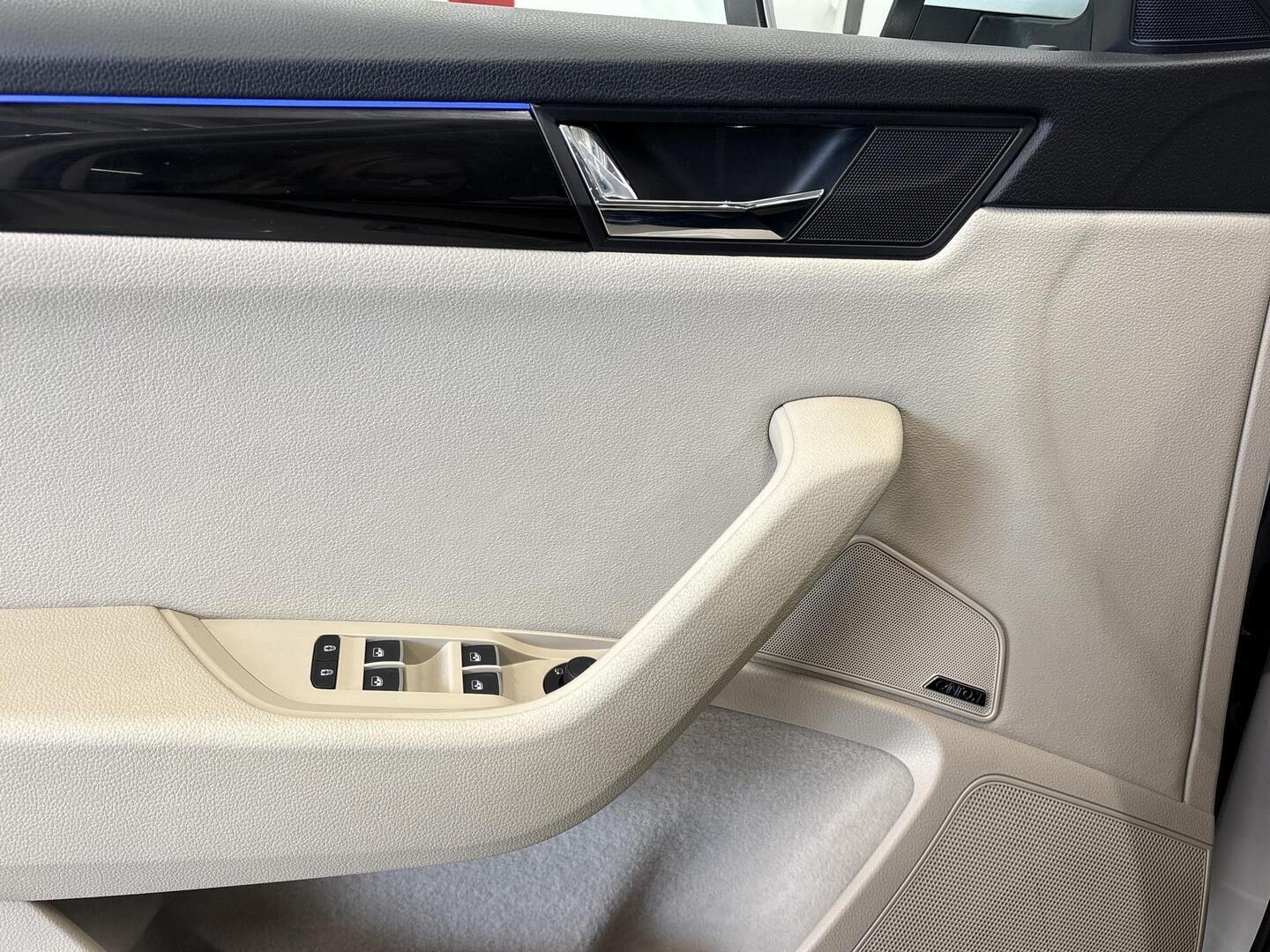 SKODA Superb 2019