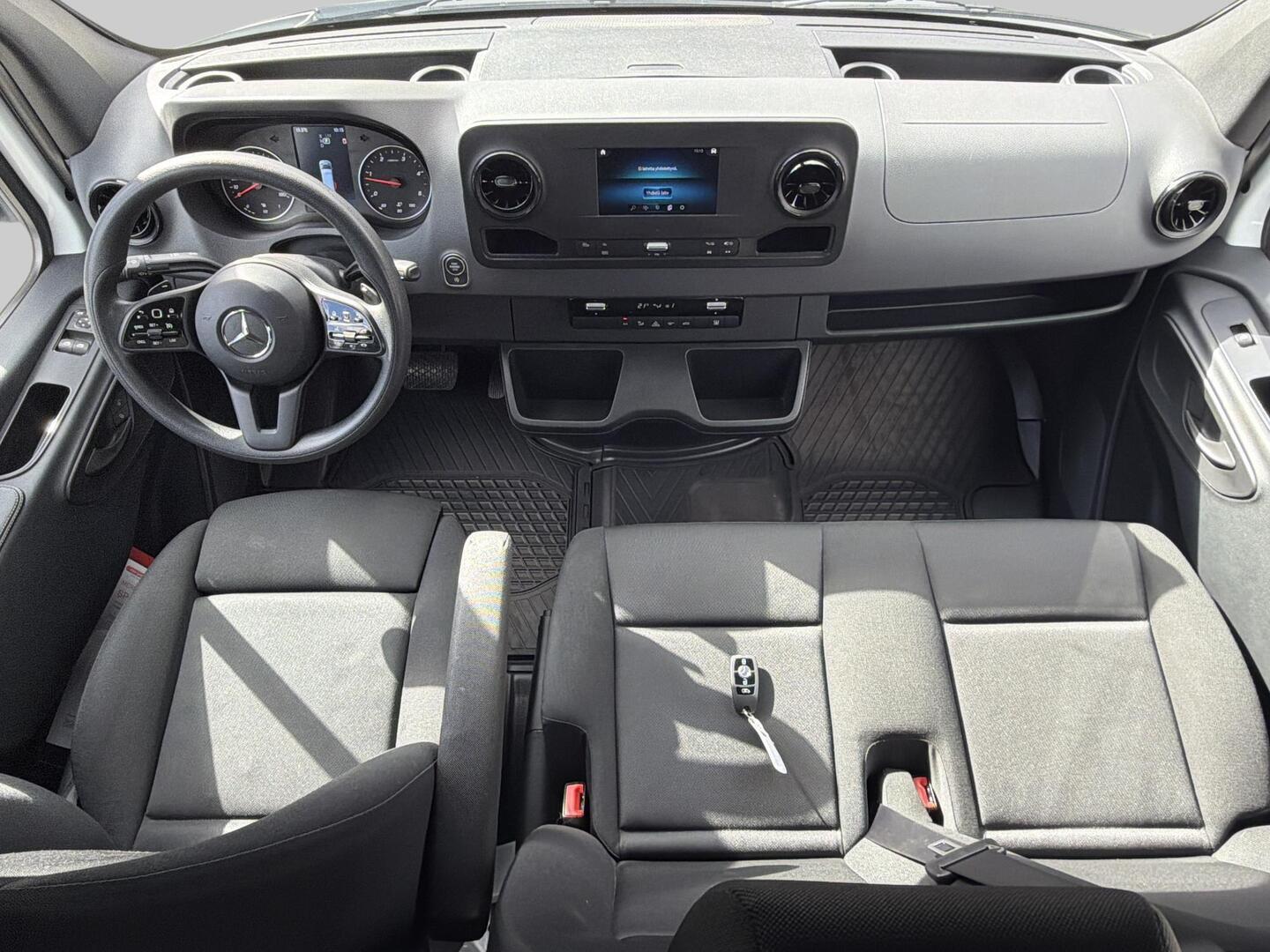 MERCEDES-BENZ Sprinter 2022