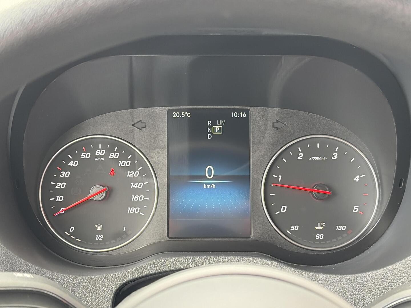 MERCEDES-BENZ Sprinter 2022