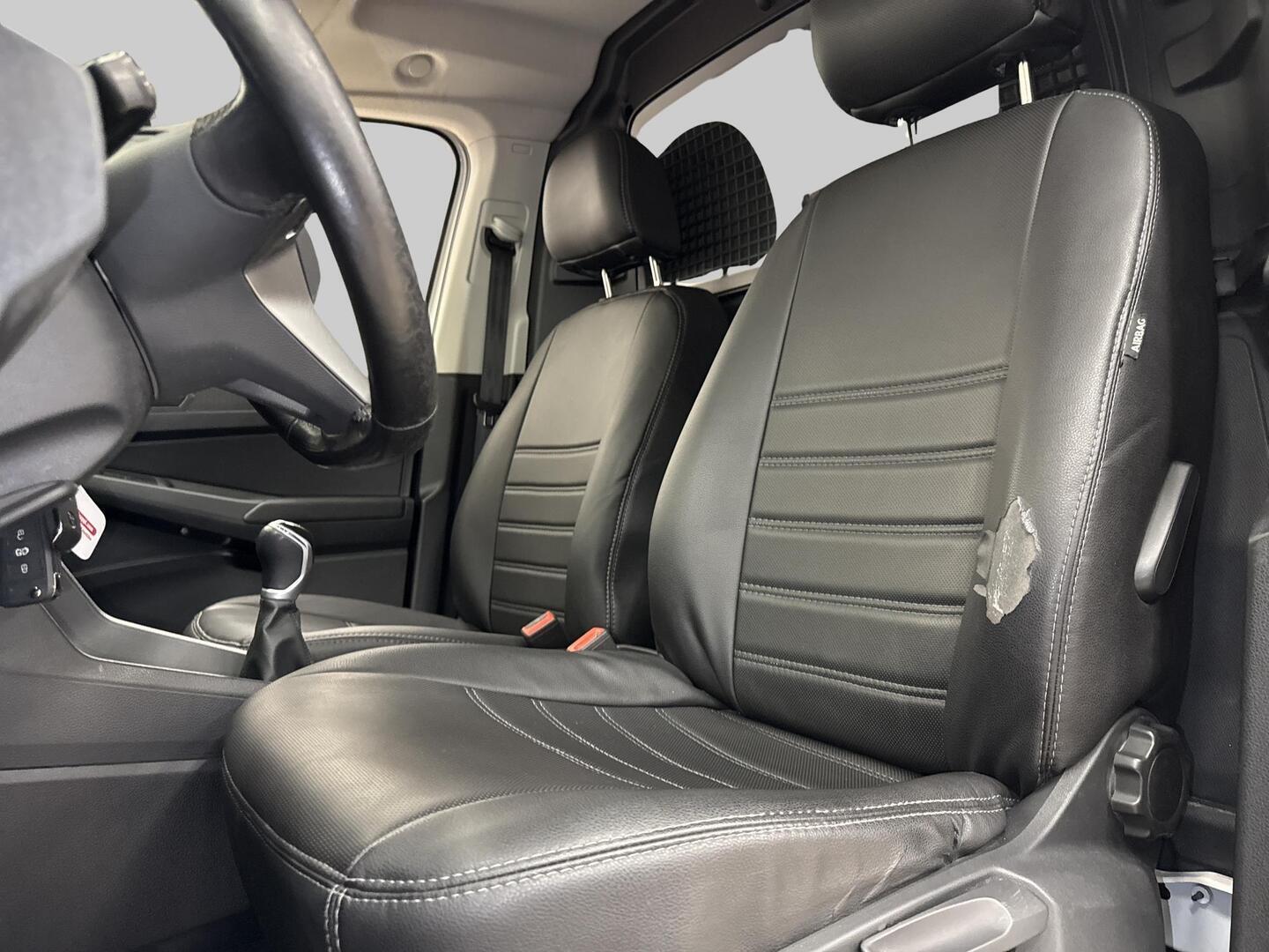 VOLKSWAGEN Caddy 2025