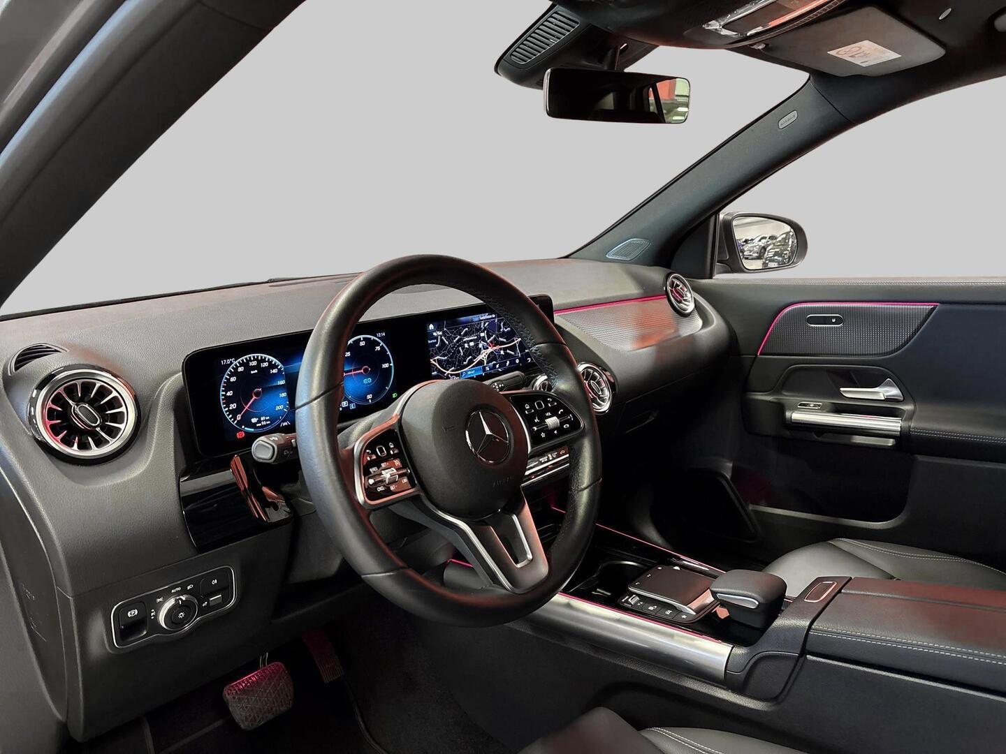 MERCEDES-BENZ EQA 2022